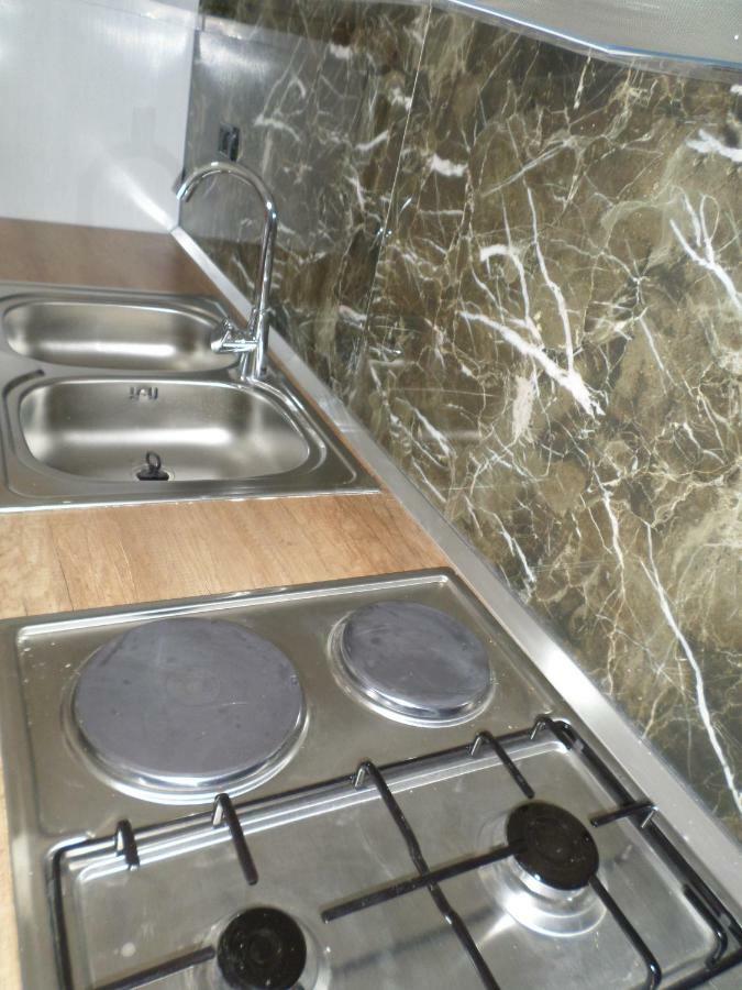 Lindita'S Seaview Appartment Vlore Bagian luar foto